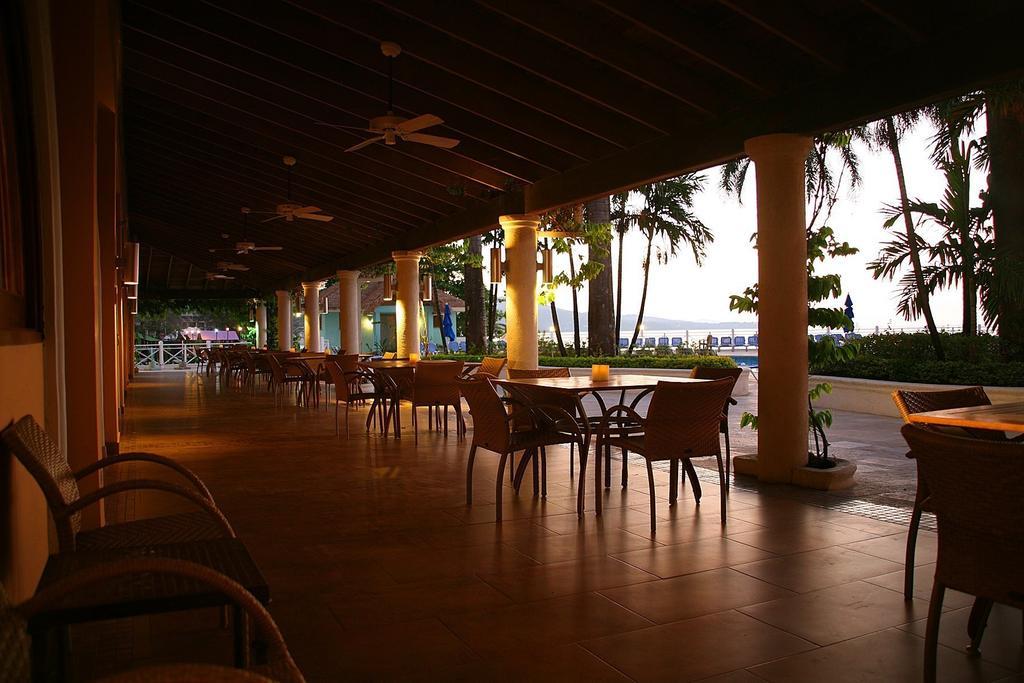 Sunscape Splash Montego Bay Resort And Spa מסעדה תמונה